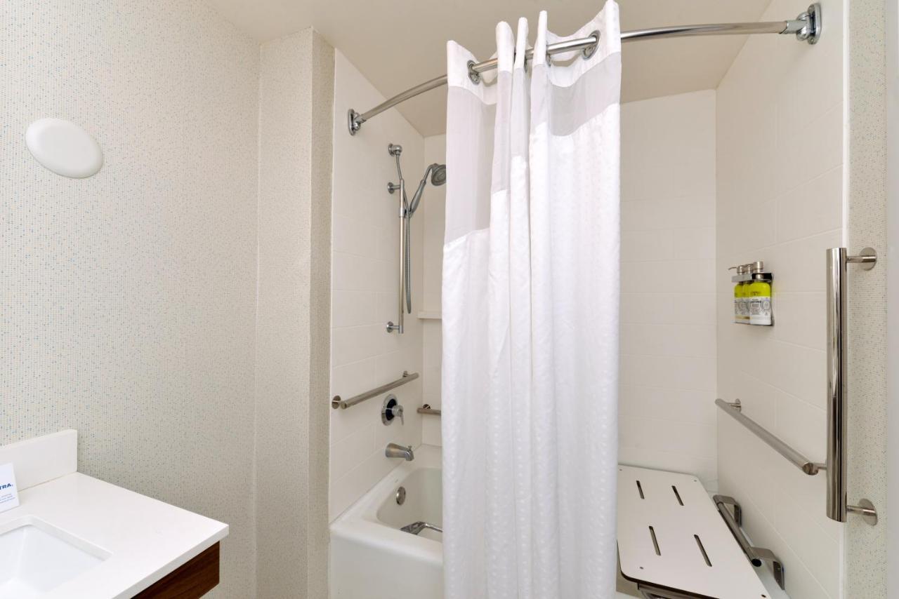 Holiday Inn Express Lodi By Ihg Εξωτερικό φωτογραφία
