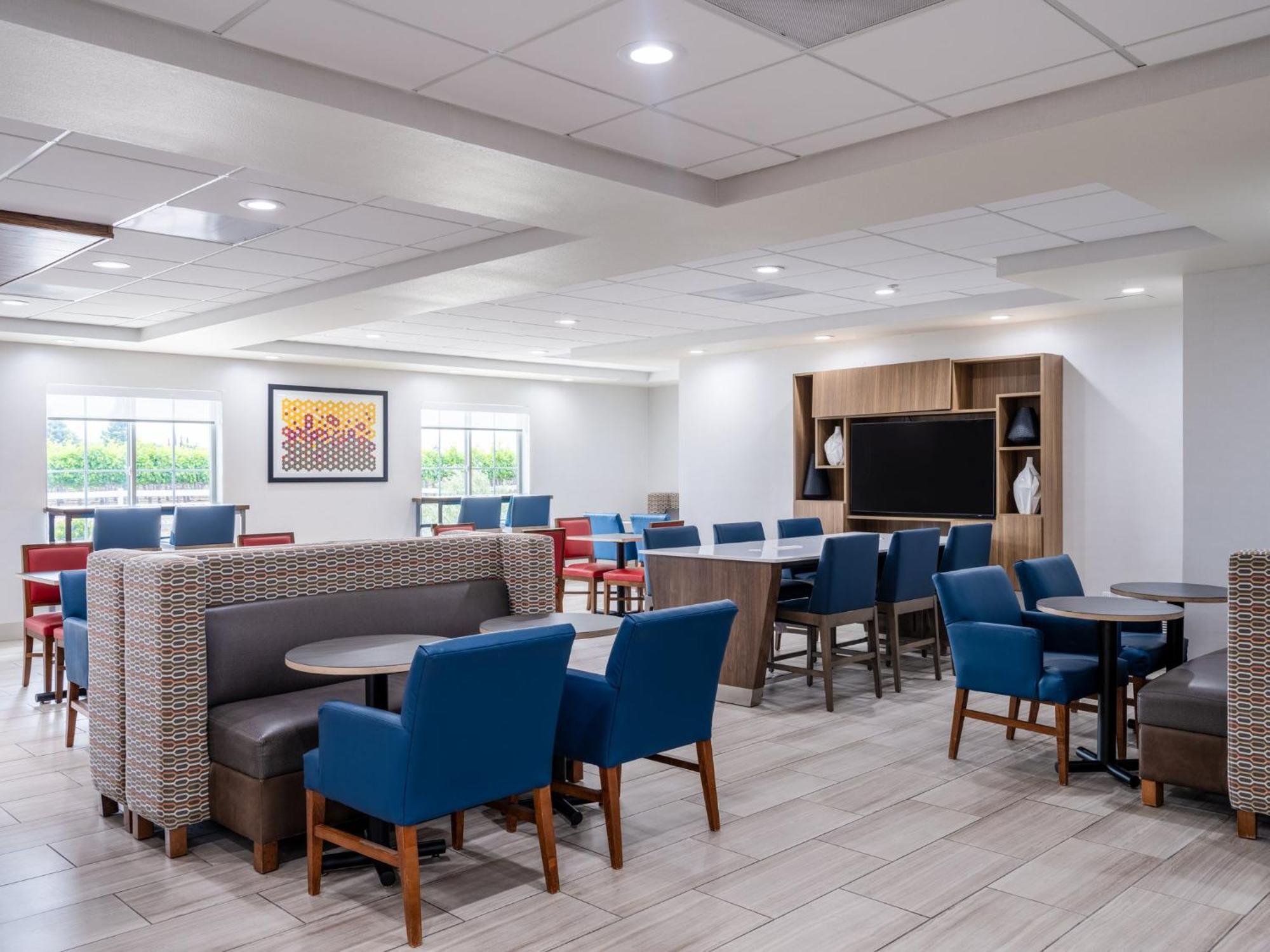 Holiday Inn Express Lodi By Ihg Εξωτερικό φωτογραφία