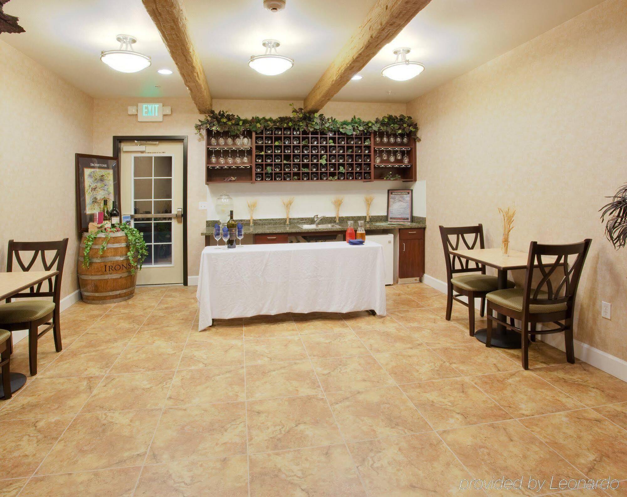 Holiday Inn Express Lodi By Ihg Εξωτερικό φωτογραφία